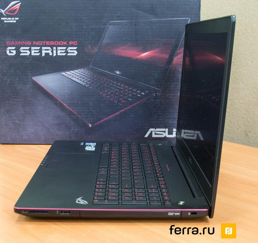 Открытый ASUS G550J, вид сбоку
