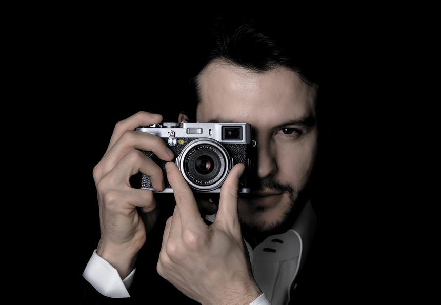 Fujifilm X100S, официальный портрет