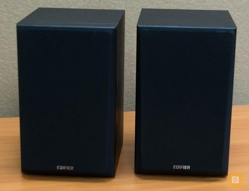 Общий вид Edifier R1100