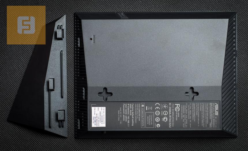 Подставка и пазы для саморезов ASUS RT-AC52U