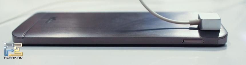 ASUS Padfone Infinity, вид справа