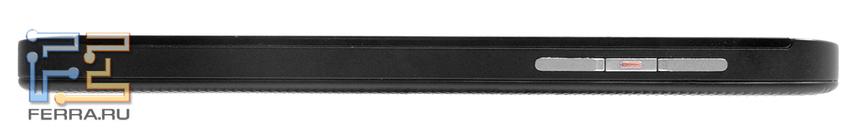 Правый бок смартфона Blackberry Z10