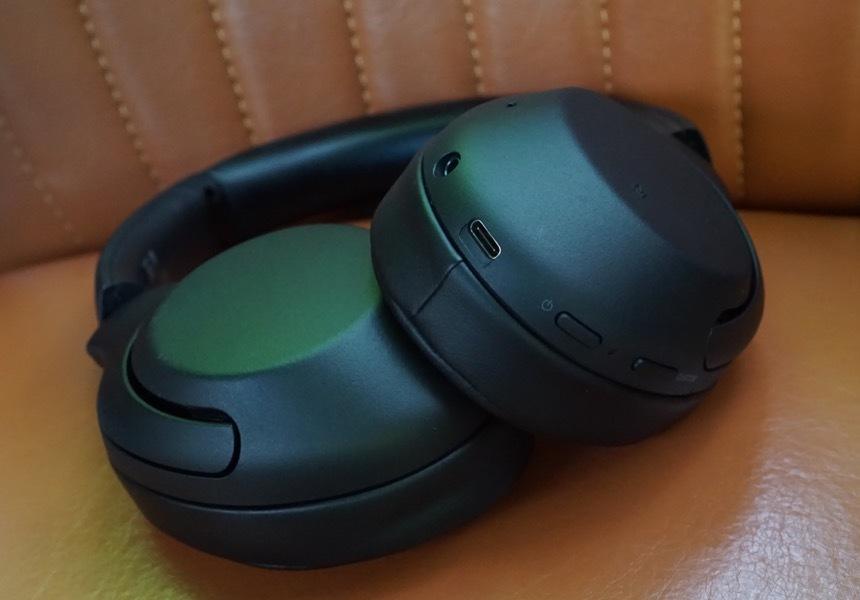 Наушники Sony WH-XB900N