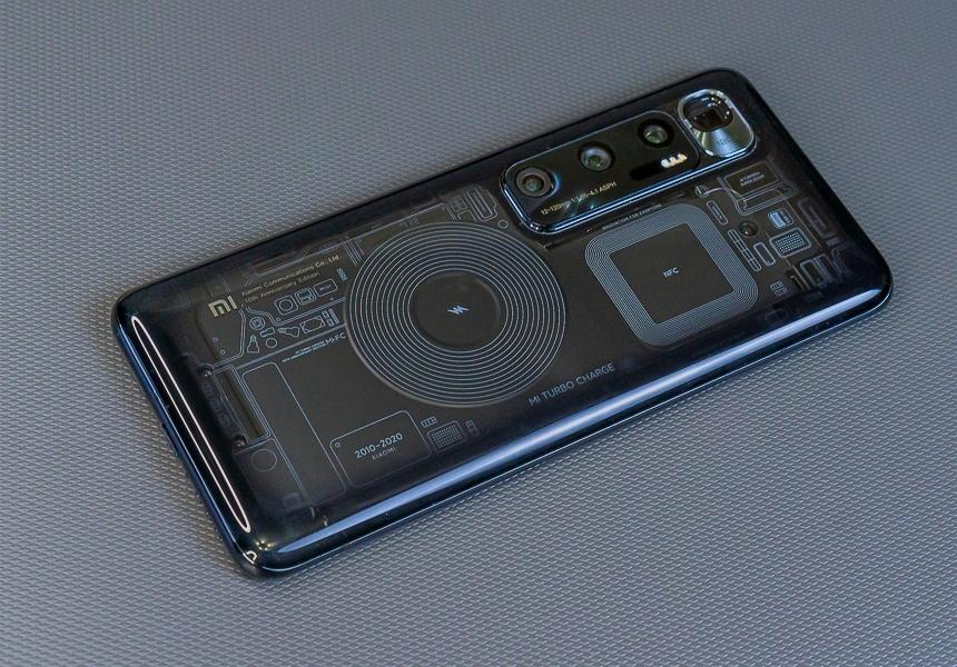 Тыльная сторона Xiaomi Mi 10 Ultra