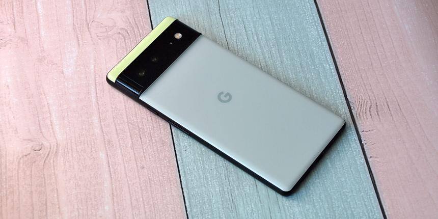 Недорогой Google Pixel 6a распаковали на видео за месяц до старта продаж