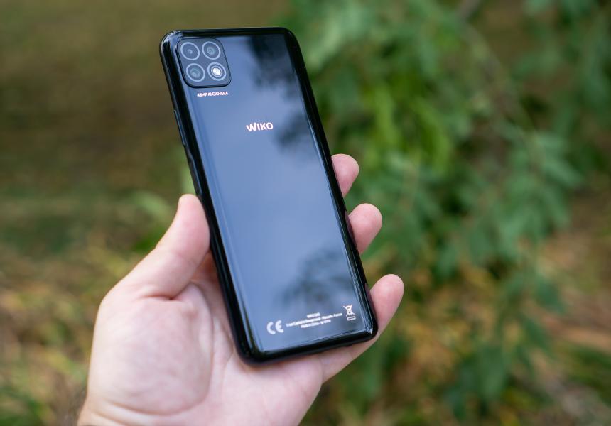 Из всех смартфонов с 5000 мАч этот работает дольше всех. Но вы о нём никогда не слышали