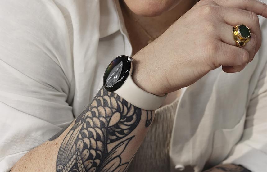 В приложении Google Фото нашли упоминания будущих умных часов Pixel Watch