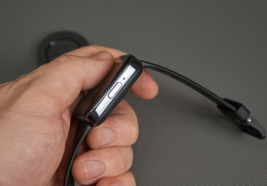 Одни из лучших умных часов, которые можно купить за 7 тысяч рублей