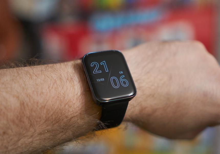 Цифровой интерфейс Always On Display