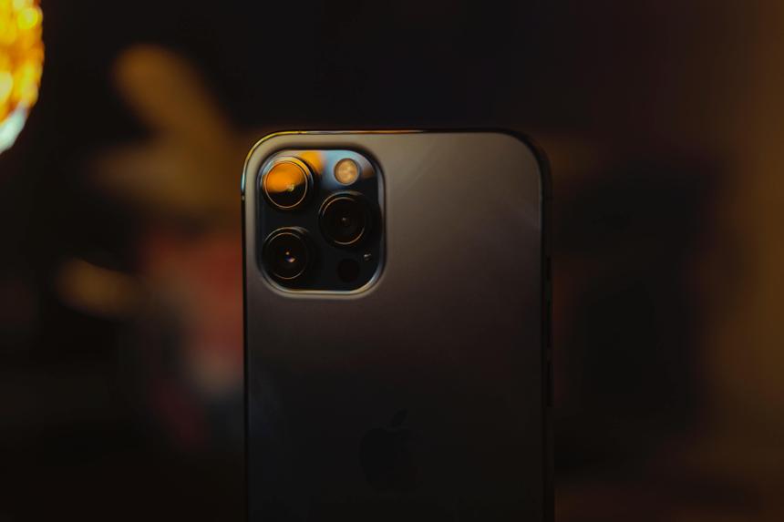 Стоимость материалов нового iPhone 14 Pro Max оказалась на 4% выше, чем у прошлогодней модели