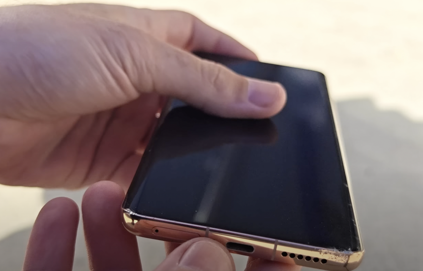 Huawei Mate 50 Pro оказался крепче Samsung Galaxy S23 Ultra: их бросали на бетон