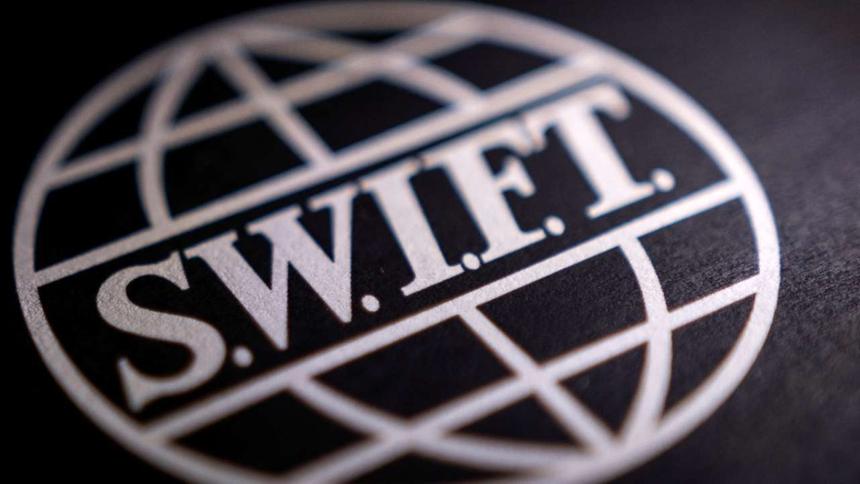 После отключения российских банков от SWIFT Европа предложила им перейти на факс и e-mail