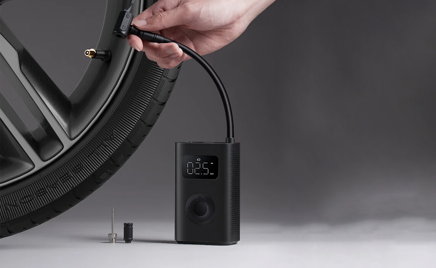 Xiaomi выпустила миниатюрный переносной электронасос