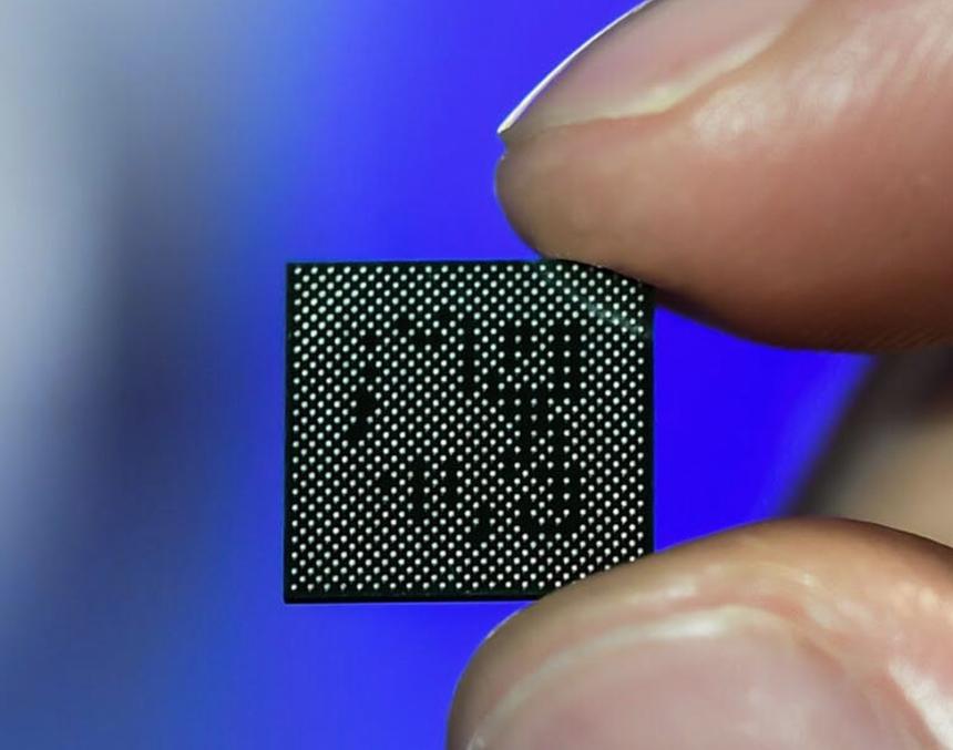 Qualcomm выпустит процессор Snapdragon 8 Gen 3 с поддержкой спутниковой связи