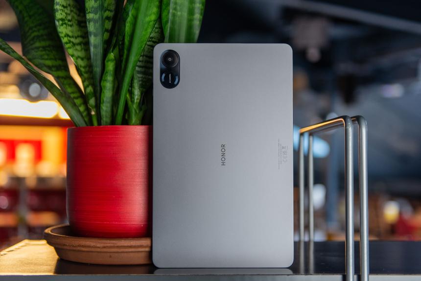 Все планшеты дороже этого — бессмысленная переплата