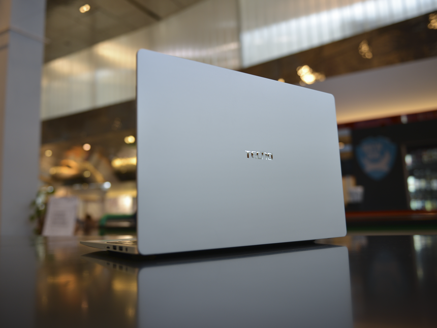 Ноутбук-мечта: восьмиядерный Ryzen 7, большущий аккумулятор, и не тяжёлый