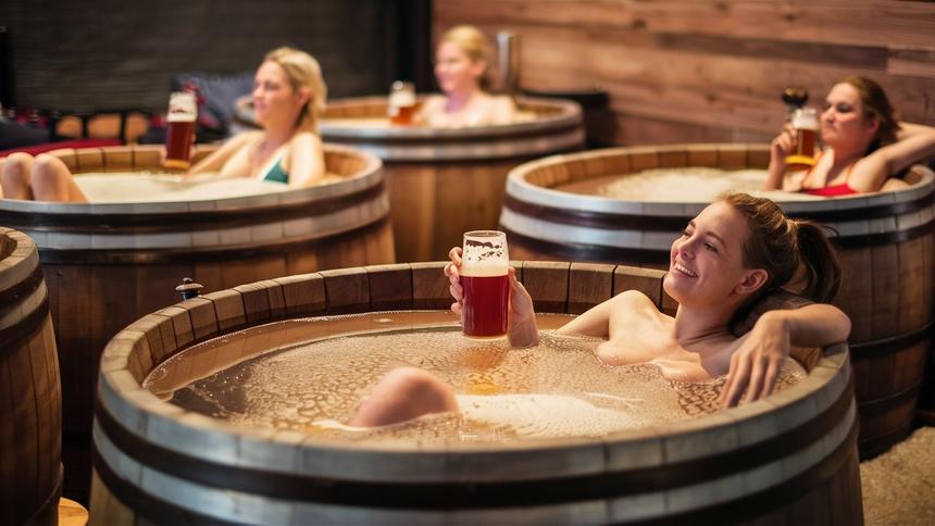 В США стали популярны «пивные спа»: релакс с пользой для здоровья