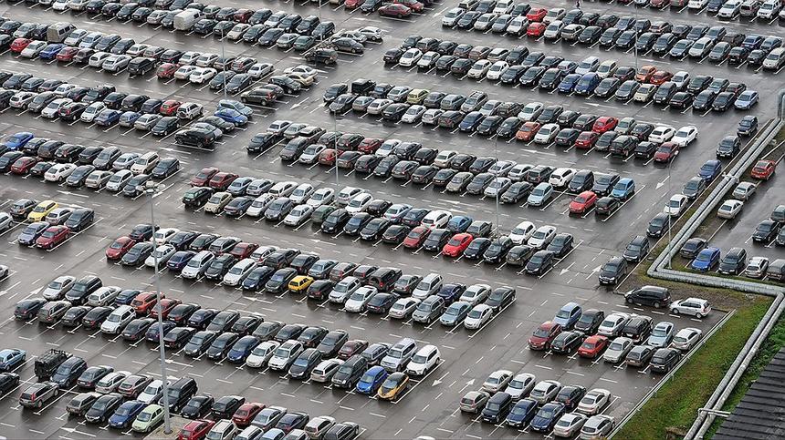 Избежать подобного поможет умный паркинг