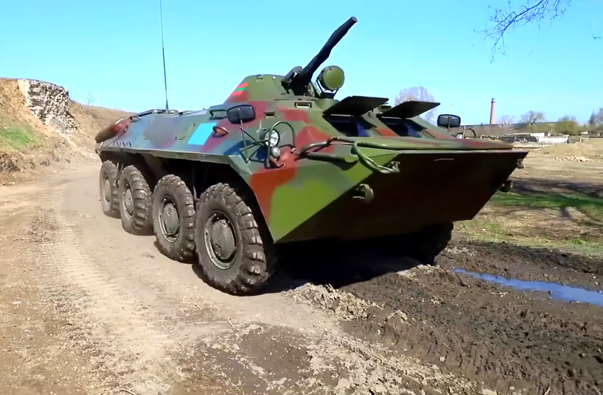 Украинский БТР-4 Буцефал сравнили с российским БТР-82А