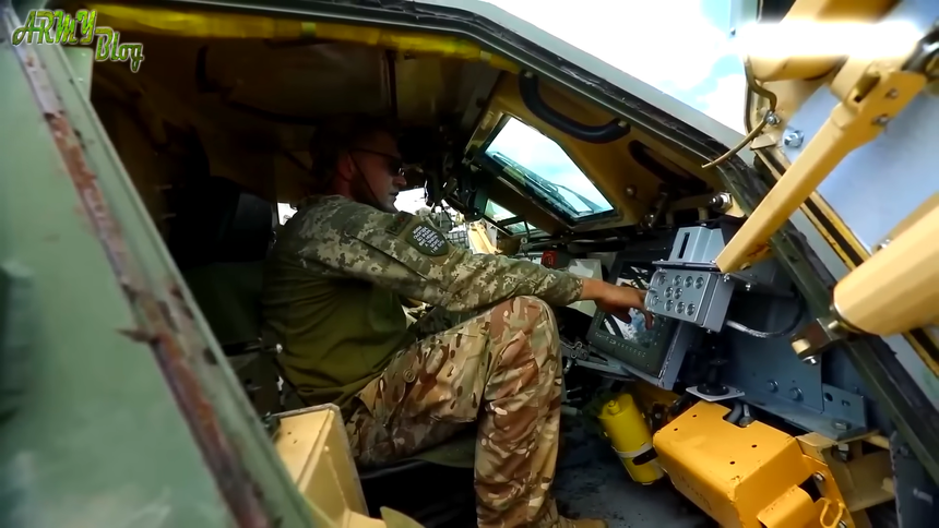 Украинский БТР-4 Буцефал сравнили с российским БТР-82А