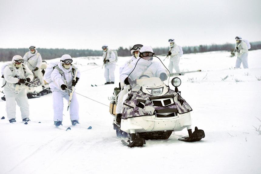 Учения 80-й "Арктической" мотострелковой бригады РФ. Бригада — база будущего стратегического направления внешней политики