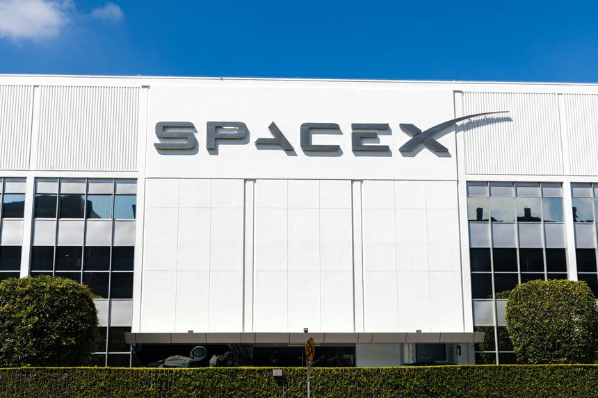 SpaceX назвали главным бенефициаром от вложений в космическую  отрасль в США