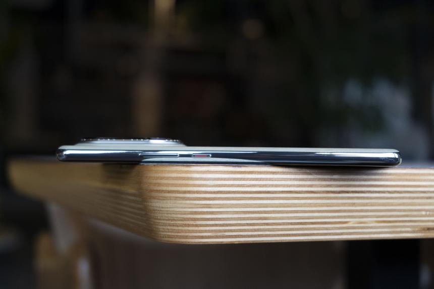 Смартфон HUAWEI с крутыми камерами — это не обязательно дорого. Есть новинки без переплаты