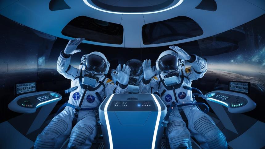 Российские космонавты впервые опробуют тренажер нового транспортного корабля