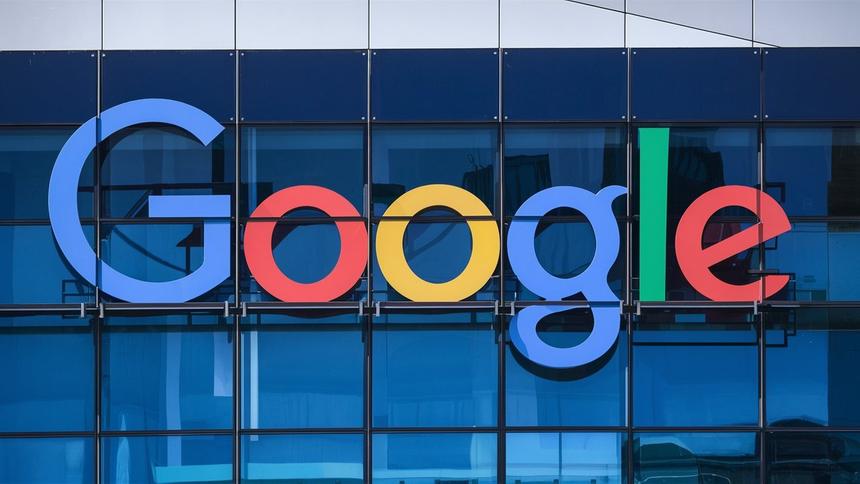 Google столкнулась с жалобой в ЕС из-за ИИ-резюмирования в поиске