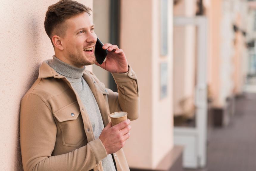 В России маркировку коммерческих звонков перенесли на декабрь 2025 года