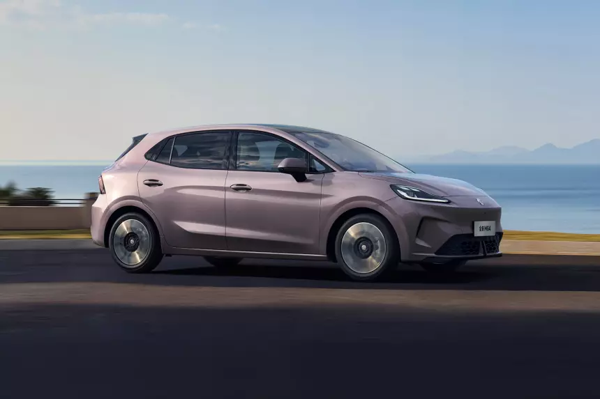 В Китае выпустят первый серийный электромобиль с полутвердотельной батареей