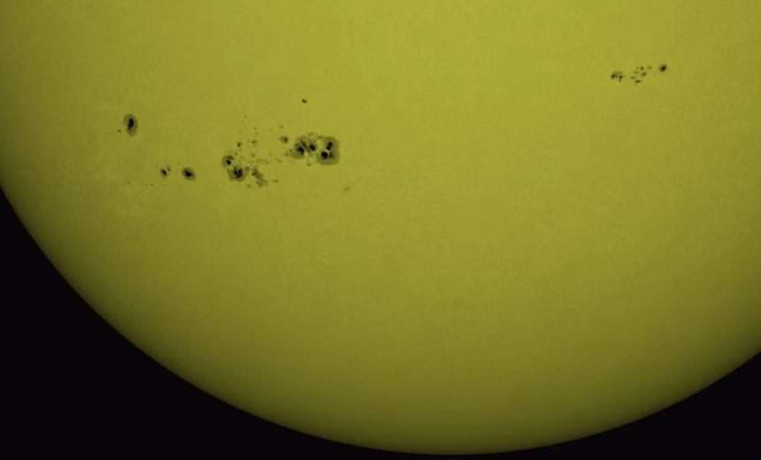 Астрономы подтвердили, что сейчас наиболее опасна для Земли область Солнца 4197
